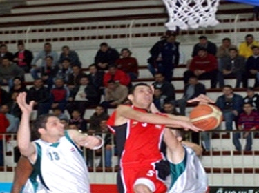 دوري السلة.. الاتحاد يهزم الحرية والوحدة يواجه الكرامة