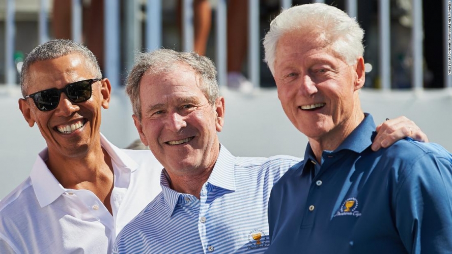 بعد رهنه بحاجات المواطنين،   إجبارية التطعيم ضد كورونا أجّجت المخاوف منه 