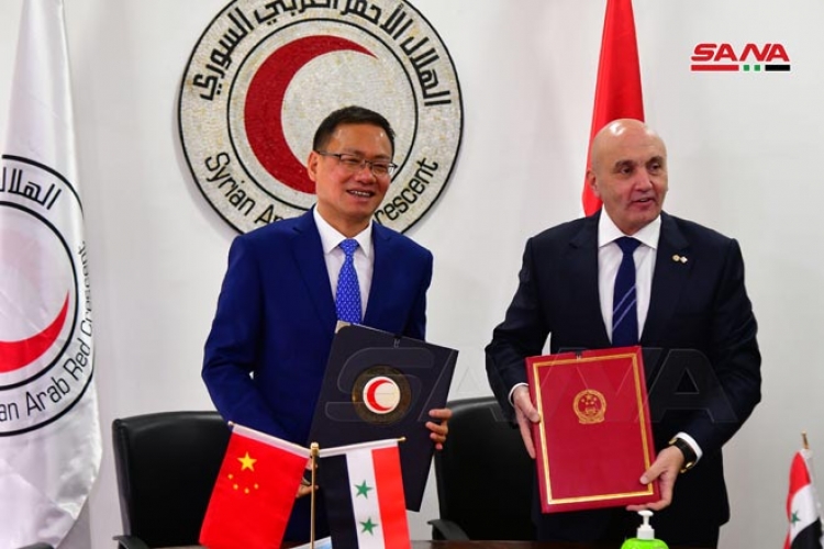 الهلال الأحمر العربي السوري يتسلم 2520 طن أرز مساعدات غذائية من الصين