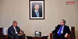 المقداد يبحث مع الواعر سبل إيصال المساعدات إلى مستحقيها