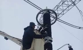 توقف التغذية الكهربائية عن محافظة الحسكة جراء العاصفة