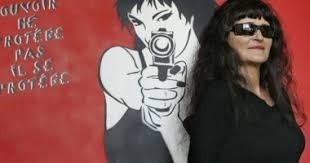 وفاة رسامة الشوارع الفرنسية الشهيرة / ميس.تيك /