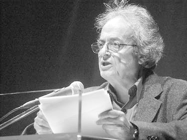 أدونيس.. ديوان البيت الشعري الواحد