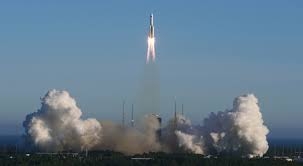 الصين بصدد بناء نموذج أولي لمحرك فضائي ثلاثي المراحل   