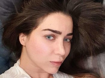 مي عز الدين تتصدر الترند بعد انتشار صورة لها من دون مكياج