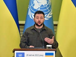 رئيس مكتب زيلينسكي: أوكرانيا تواصل المشاورات بشأن الضمانات الأمنية