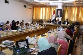 تطوير عمل دوائر التنمية الريفية ووحدات التصنيع وتسويق المنتجات خلال اجتماع بوزارة الزراعة