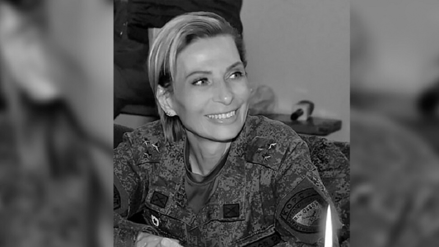 الرئيس الروسي فلاديمير بوتين يمنح ضابط أمراة من جيش دونيتسك لقب/ بطلة روسيا/