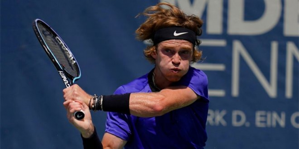 تأهل الروسي روبليف والاسترالي كيريوس إلى نصف نهائي بطولة واشنطن للتنس