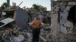 صحيفة/ الغارديان/... الأزمة الإنسانية تتفاقم في أوكرانيا بينما تكافح كييف لأخذ المبادرة