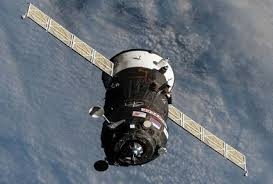 لم تكشف إسمها.. روسيا تجري اختبارات على مدارات مع مركبات فضائية أجنبية