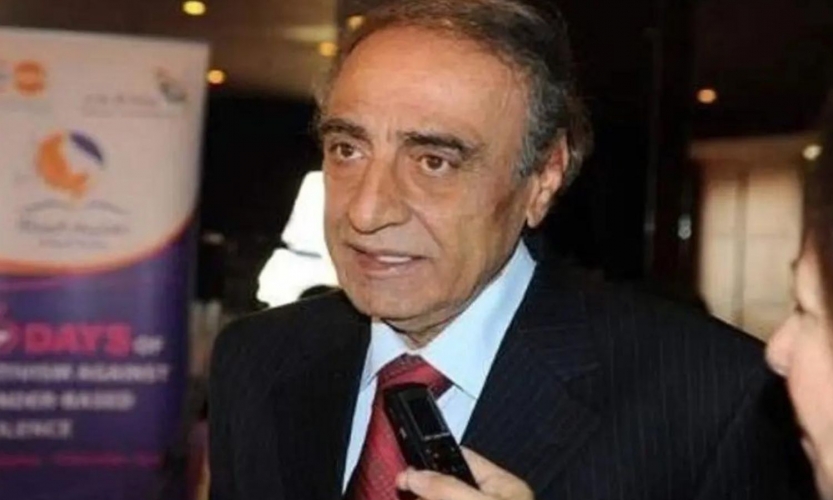 وفاة الكاتب والصحفي قمر الزمان علوش عن عمر ناهز الـ 74 عاماً