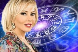 توقعات عالمة الفلك ماغي فرح للأبراج عام 2023 