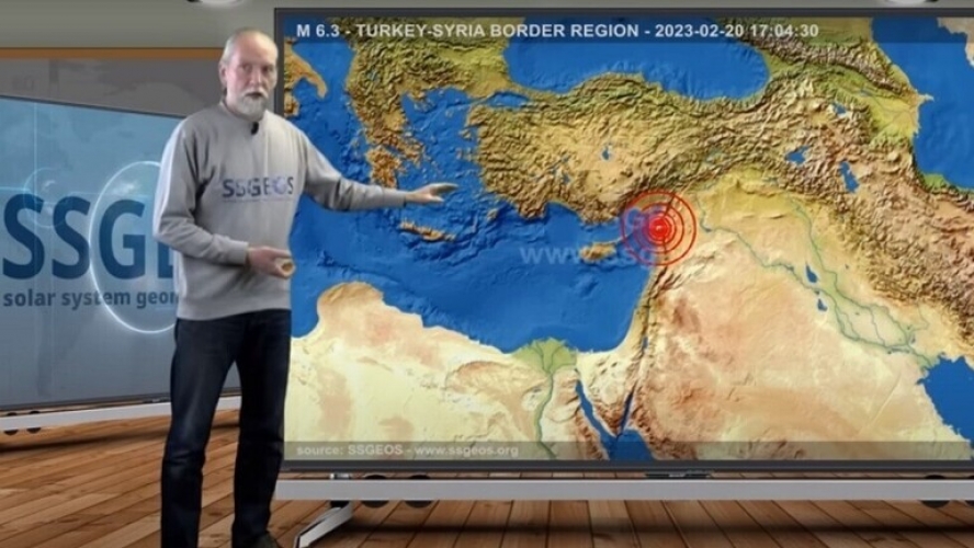 العالم الهولندي المثير للجدل يثير الذعر بتوقع أنشطة زلزالية قوية ربطها باكتمال القمر يوم الخميس