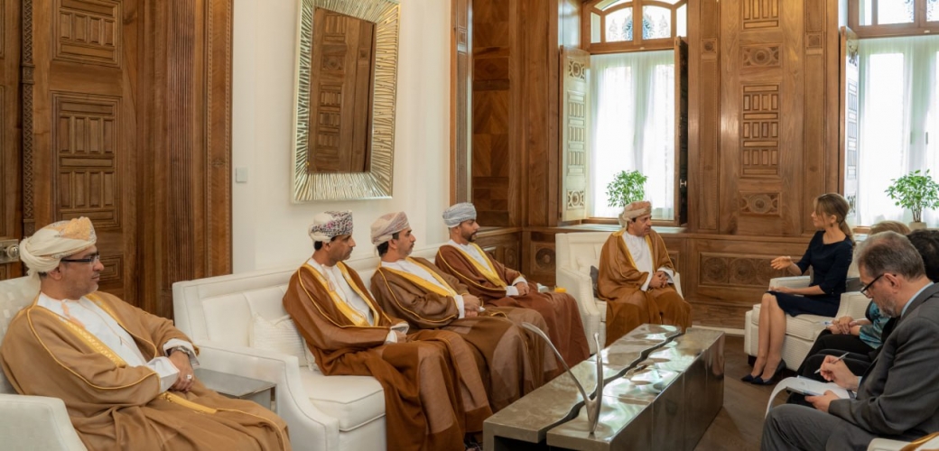 لقاء السيدة الأولى أسماء الأسد مع وفد هيئة الوثائق والمحفوظات الوطنية العمانية