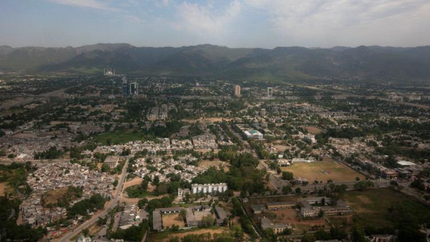 مقتل 4 أطفال وإصابة 3 آخرين إثر عاصفة قوية شرقي باكستان