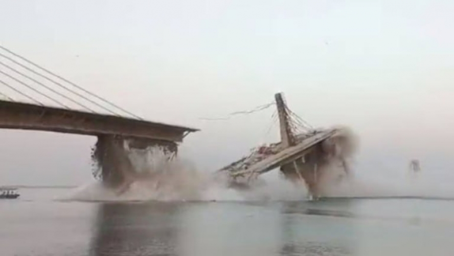 الهند.. انهيار جسر معلق للمرة الثانية خلال عام واتهامات بالفساد