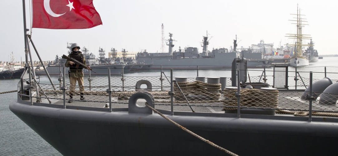 تركيا تفرض زيادة على رسوم مرور السفن عبر مضيقي البوسفور والدردنيل
