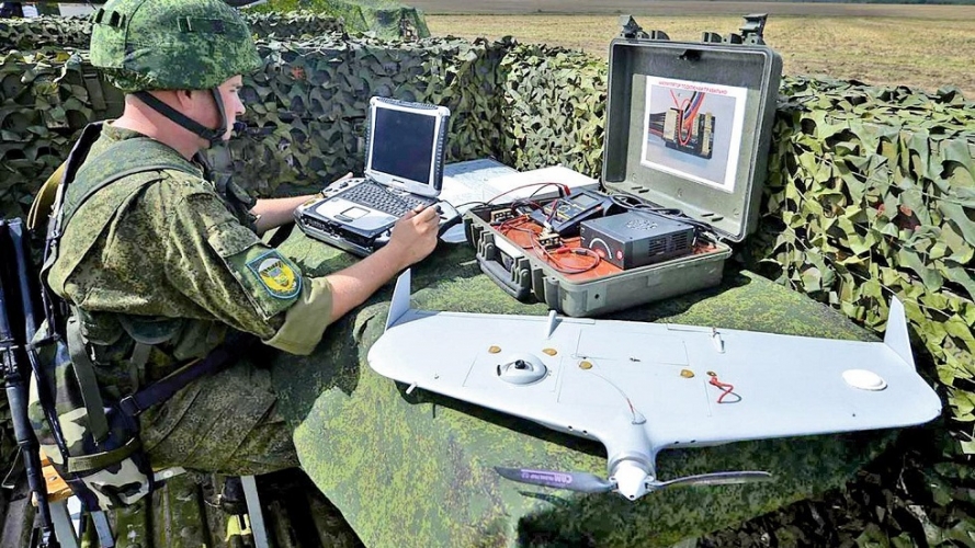 كيف يستخدم الجيشان الروسي والأوكراني الحرب النفسية في الحرب الدائرة بين البلدين؟