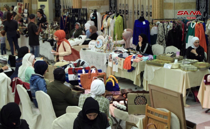 منتجات يدوية مميزة ضمن معرض سيدات الشهباء في حلب