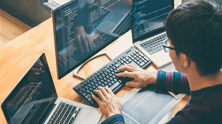 صناعة البرمجيات في الصين تواصل نموها السريع في النصف الأول من عام 2023