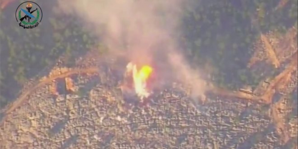 قواتنا المسلحة توجه ضربات مركزة على مقرات الإرهابيين في ريف إدلب والبادية وتقضي على العشرات منهم وتدمر مقراتهم