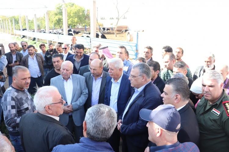 وزير الزراعة خلال جولة في ريف وبادية دوما.. دعم المشاريع الصغيرة والمربين لاستمرار العملية الانتاجية