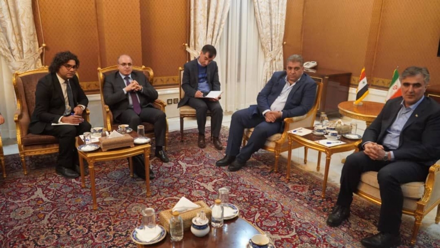 حاكم مصرف سورية المركزي يبحث مع محافظ البنك المركزي الإيراني محاور التعاون المالي والمصرفي بين البلدين