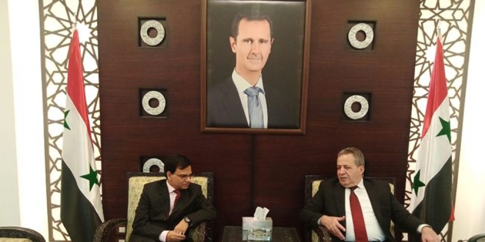 الوزير قدور يبحث مع السفير أحمد سبل التعاون بين سورية والهند في مجالات النفط والثروة المعدنية