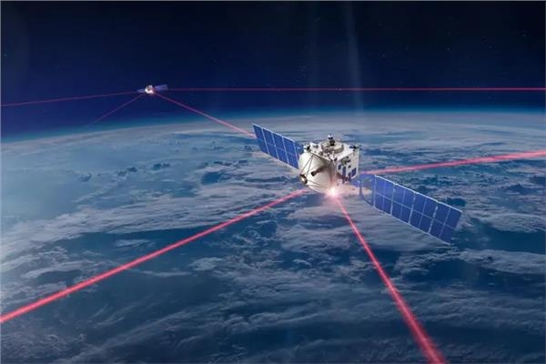 الصين تحقق اتصالات ليزرية فائقة السرعة بين الأقمار الصناعية
