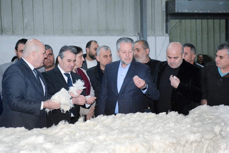 افتتاح صالة لتدوير العوادم في شركة الخيوط القطنية باللاذقية