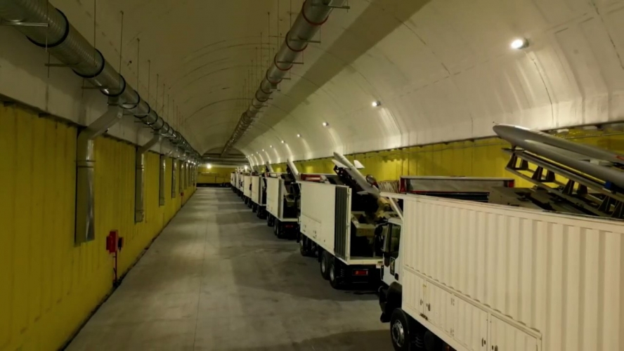 إزاحة الستار عن مدينة صاروخية جديدة للحرس الثوري الايراني في أعماق الأرض