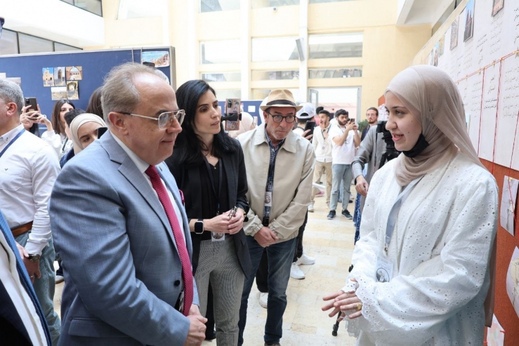 افتتاح معرض “إحياء وإعادة تأهيل المباني والمواقع التاريخية” في كلية ‏الهندسة المعمارية بجامعة دمشق