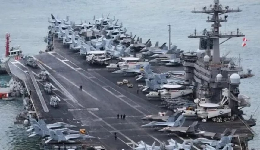 القوات اليمنية تستهدف حاملة الطائرات