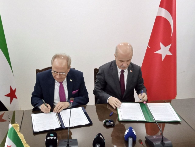 سوريا وتركيا توقعان اتفاقية للتعاون العلمي والبحثي وتأسيس جامعة مشتركة ‏وتطوير البنية التحتية الرقمية للجامعات ‏السورية