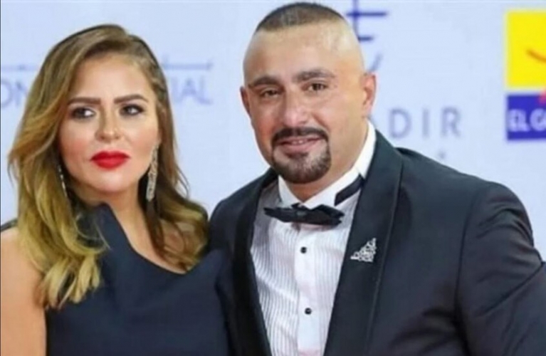 الفنان المصري أحمد السقا يعلن طلاق زوجته بعد 26 عاماً 