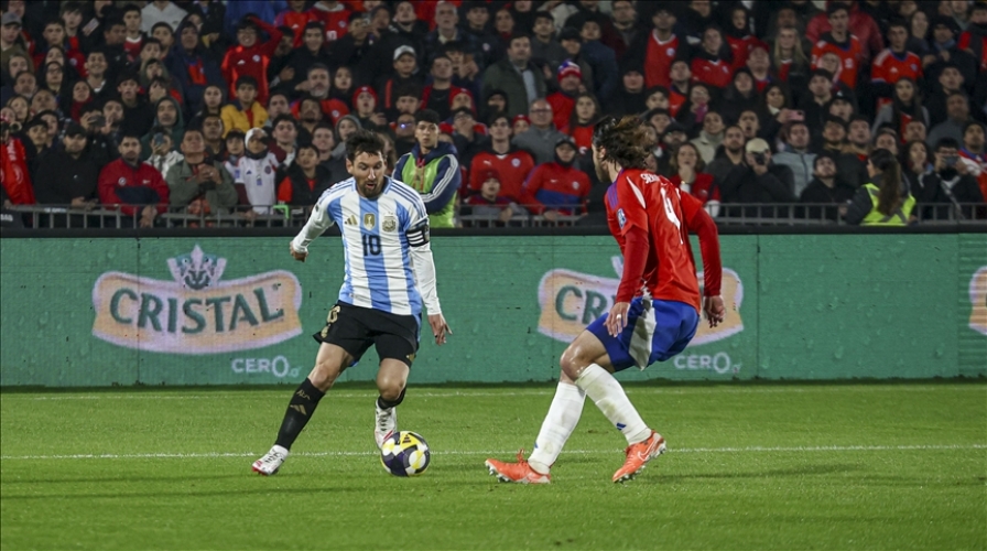 الأرجنتين تهزم تشيلي وتعزز صدارتها لتصفيات كأس العالم 2026 والبرازيل تتعادل أمام الإكوادور 