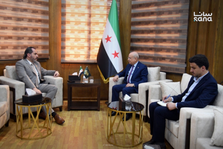 وزيرا النقل والسياحة يبحثان إعادة تأهيل الطريق الشاطئي بين اللاذقية وبانياس