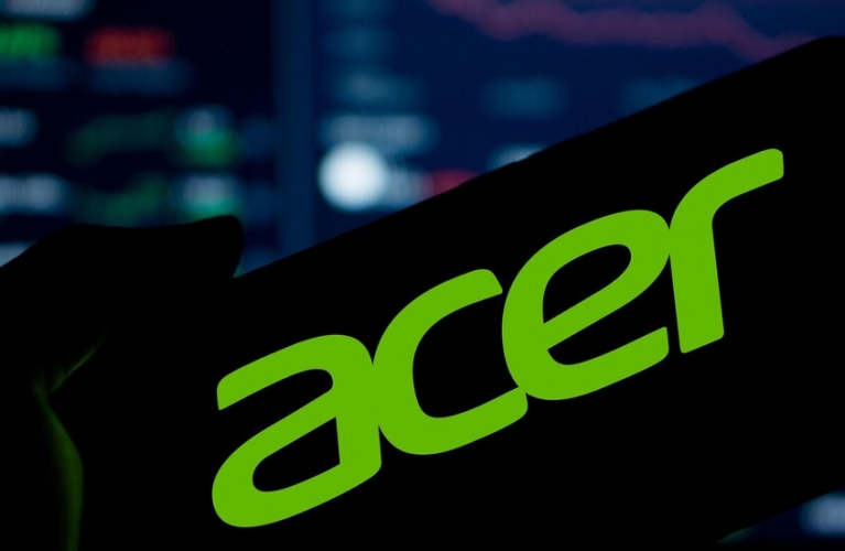 Acer تطلق حاسبا لوحيا مجهزاً بشاشة كبيرة