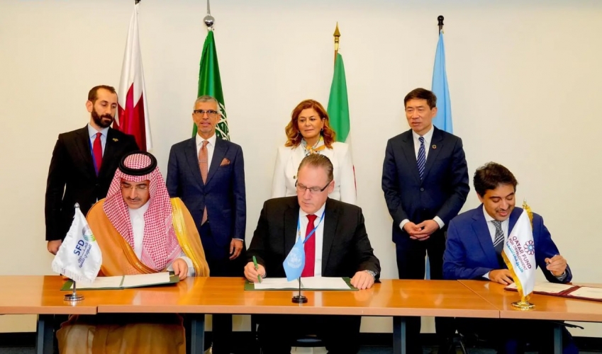 السعودية وقطر تقدمان 89 مليون دولار دعماً للعاملين في القطاع العام بسوريا