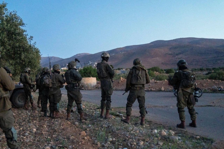 الاحتلال الإسرائيلي يعتقل مزارعين ورعاة أغنام في ريف القنيطرة