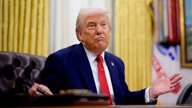 ترامب يعلن أن الرسوم الجمركية البالغة 100% على الصين ليست مستدامة