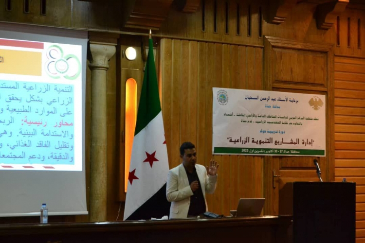 شبكة الآغا خان للتنمية تؤهل قاعة للأنشطة المجتمعية في قرية بري بمحافظة حماة