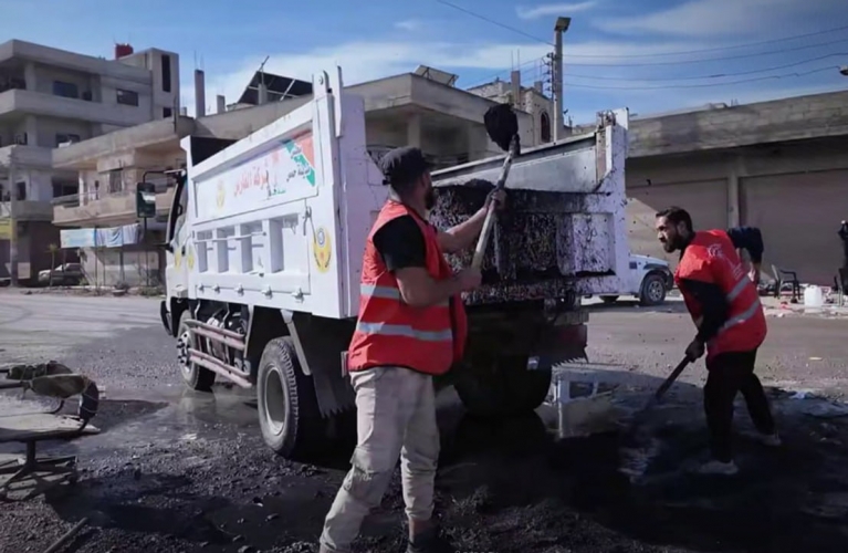المباشرة بإزالة مخلفات أعمال الشغب في حيي المهاجرين والأرمن بحمص.. ما الأضرار؟