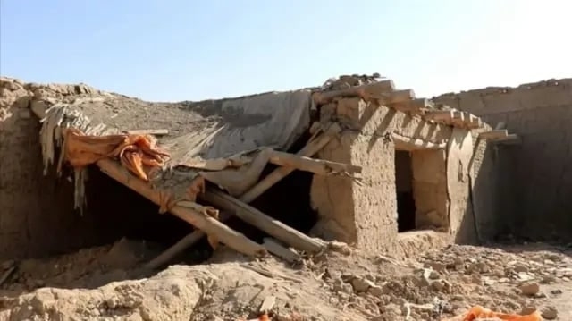 أفغانستان تتوعد بالرد على هجوم باكستاني