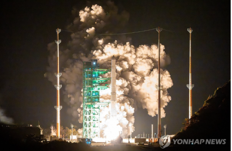 كوريا الجنوبية تعلن نجاحها في إطلاق صاروخ 