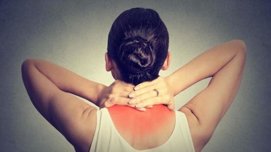 تشنج الرقبة سبب خفي لثالث أكثر الأمراض انتشاراً بالعالم