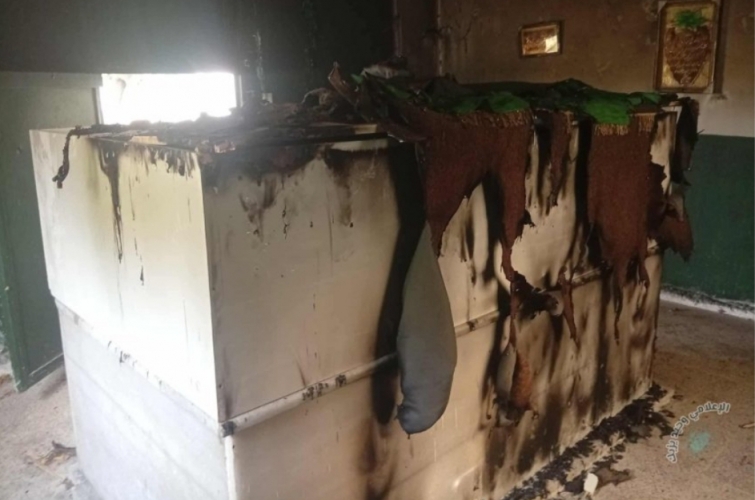 الفصائل التابعة للحكومة الانتقالية تواصل انتهاكاتها وتحرق مقامات دينية وتحطّم قبور في ريف طرطوس