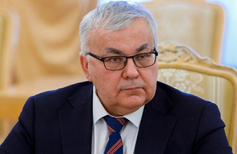 نائب وزير الخارجية الروسي يسخر من شائعات عن تسمم الأسد