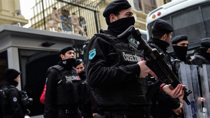 الأمن التركي يعتقل 357 شخصا يشتبه بانتمائهم لداعش بحملة أمنية متزامنة شملت 21 ولاية